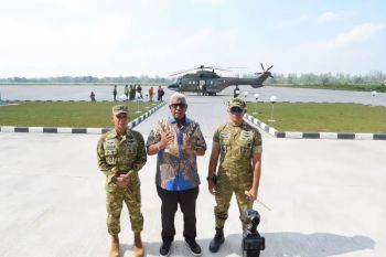 Pemkab Mimika bersama TNI kirim bantuan kemanusiaan ke Jila