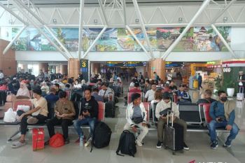 Kabut asap ganggu enam penerbangan di Bandara Supadio Pontianak