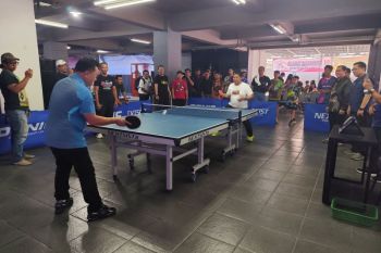 Press room DPRD Kalsel kembali gelar Turnamen Tenis Meja Terbuka
