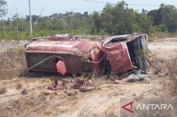 Mobil tangki BPBD Belitung kecelakaan saat menuju lokasi karhutla, tiga petugas luka