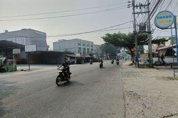 Pemkot Pekanbaru perpanjang belajar daring hingga Jumat akibat asap