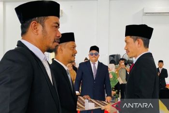 Darmawan pimpin BPBD Aceh Barat, Teuku Ronal kembali ke DLHK