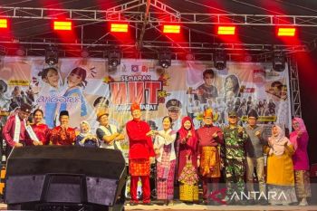 Bangka Barat luncurkan pakaian adat daerah
