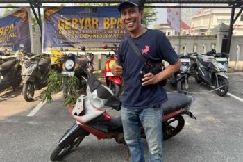 Kejari Batam setor Rp134 juta hasil lelang ke kas negara