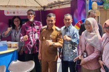 Gubernur Jateng tinjau layanan KUR dan KPR Bank Jateng di Pameran UMKM