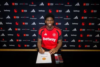 Carlos Baleba resmi perkuat lini tengah Manchester United