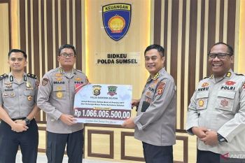 Polda Sumsel salurkan bantuan Rp1,06 miliar untuk korban gempa NTT