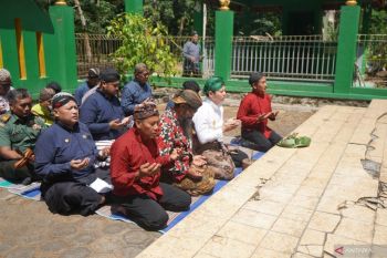 Bupati Trenggalek ajak warga jaga sumber air