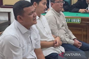 Mantan Kadis Perhubungan Medan Erwin Saleh divonis bebas