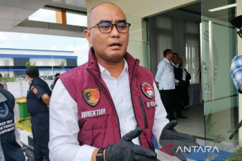 North Sumatra police hunt drug kingpin behind 15-kg meth haul