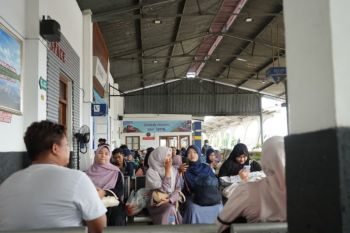 KAI Divre II Sumbar Layani 8.181 Pelanggan pada Momentum Maulid Nabi Muhammad SAW 1448 H, Pariaman Ekspres Jadi Pilihan Favorit