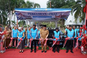 PLN Resmikan SPKLU Ultra Fast Charging di Kota Padang