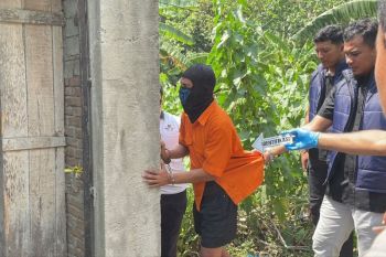 Polresta: Prarekonstruksi bagian penyidikan pembunuhan sekeluarga di Palu
