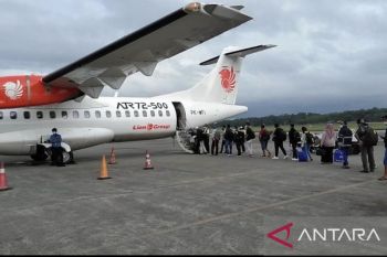 Bandara Sepinggan Balikpapan catat dua penerbangan tertunda akibat kabut asap