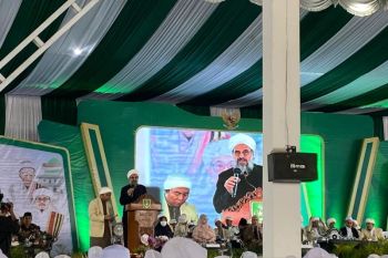Syaikh Musthofa Ingatkan Thullab dan Tholibat MDQH untuk Menjaga Akhlak Nabi