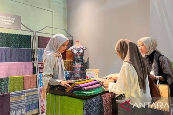 BI sebut penjualan produk Wastra Sulut pada KKI 2026 naik lima kali lipat