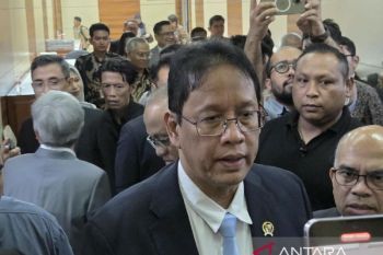 Menkeu yakin layer cukai baru efektif tekan peredaran rokok ilegal