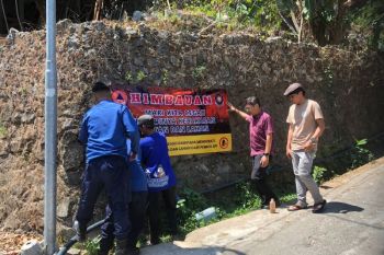Damkarmat Bantul lakukan asesmen karhutla 10 hektare di Imogiri