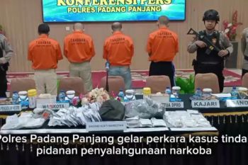 Polres Padang Panjang sita 835 gram sabu dan 451 gram ganja dari empat kasus (Video)