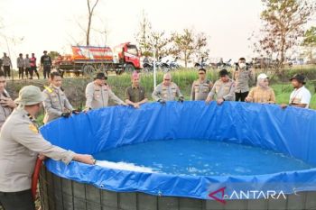 Polda Kalsel bangun 12 kolam bioflok dekatkan sumber air di lokasi karhutla