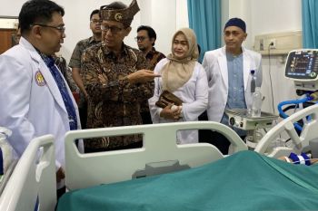 Menkes luncurkan layanan clipping aneurisma otak perdana di RSUD Embung Fatimah