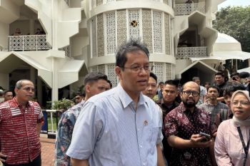 Menkeu Purbaya siapkan alat pendeteksi pita cukai palsu