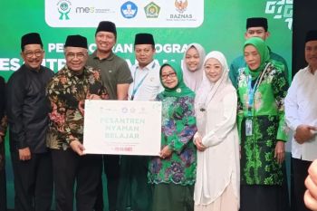 Baznas RI luncurkan Beasiswa Santri di Muktamar ke-35 NU