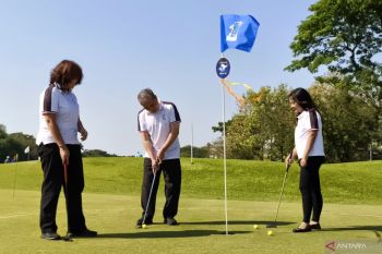 Ratusan peserta ikuti Beyond Infinity Golf Tournament di Surabaya