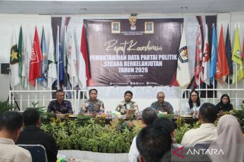 KPU Dompu mencatat 12 parpol perbarui data kepengurusan