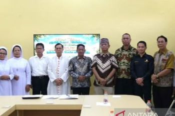 Bupati Heriyus Hadiri Serah Terima Pengelolaan Pendidikan, Apresiasi Pengabdian Kongregasi KYM