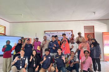 TEP Unhas latih petani pala Weri Saharey secara digital