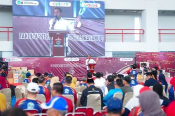 Alumni FT Unhas ditantang bangun infrastruktur