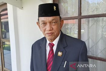 Legislator Barsel sebut masyarakat terbebani naiknya pajak dan retribusi daerah