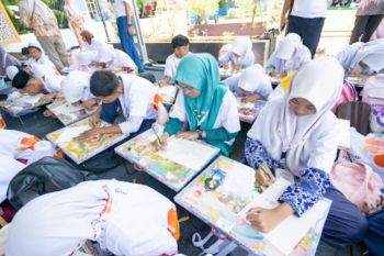Kemenekraf hadirkan program pemulihan kreatif untuk anak-anak Aceh Tamiang