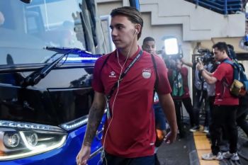 Demi Menit Bermain, Ke Mana Persib Lepas Bek Muda Dion Markx?