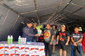 Karang Taruna Kalteng bantu sejumlah fasilitas ke relawan karhutla