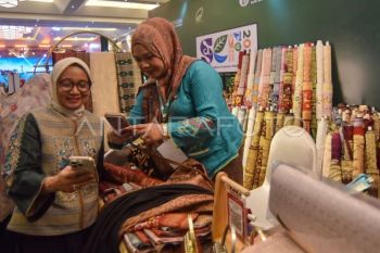 Indonesia trains 80 flood-hit creative entrepreneurs in West Sumatra