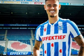 Mees Hilgers resmi berseragam SC Heerenveen