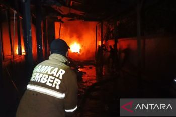 Kantor Taman Nasional Meru Betiri Jember dikabarkan terbakar