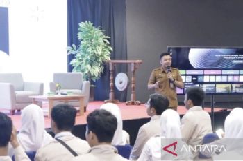 Diskominfo Kaltim bekali pelajar literasi  digital dan fotografi