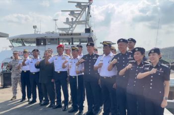 Bakamla RI gelar latihan gabungan dengan Malaysia dan Singapura