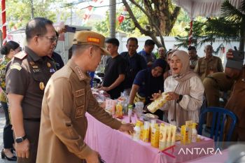 Pemkot dan Kejari Banjarmasin gelar pasar murah ratusan paket sembako