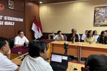 BPS catat kunjungan wisman ke Bali baru naik secara tahunan pada bulan Juli