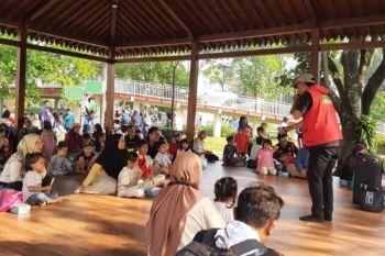 Mendongeng keren di Cibinong, anak pulang bawa nilai positif