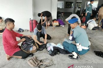 TNI AL berhasil menggagalkan aksi pekerja migran ilegal ingin masuk ke Indonesia