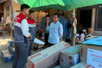 Pertamina salurkan bantuan untuk warga terdampak kebakaran Dusun Adat Sade