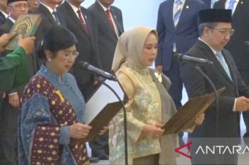 Destry Damayanti sworn in as Bank Indonesia Governor