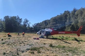 BPBD Jatim kerahkan helikopter water bombing untuk padamkan karhutla Semeru