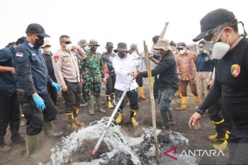 Gubernur Kalsel minta inovasi pembasahan gambut diterapkan menyeluruh