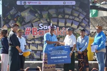 Bluebird Group dukung revitalisasi Dusun Adat Sade Lombok pascakebakaran